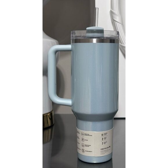 Stanley Quencher H2.0 FlowState Tumbler 40oz, BLUEBERRY MILK - Picture 2 of 4